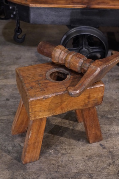presse agrume 1900 ancien en bois